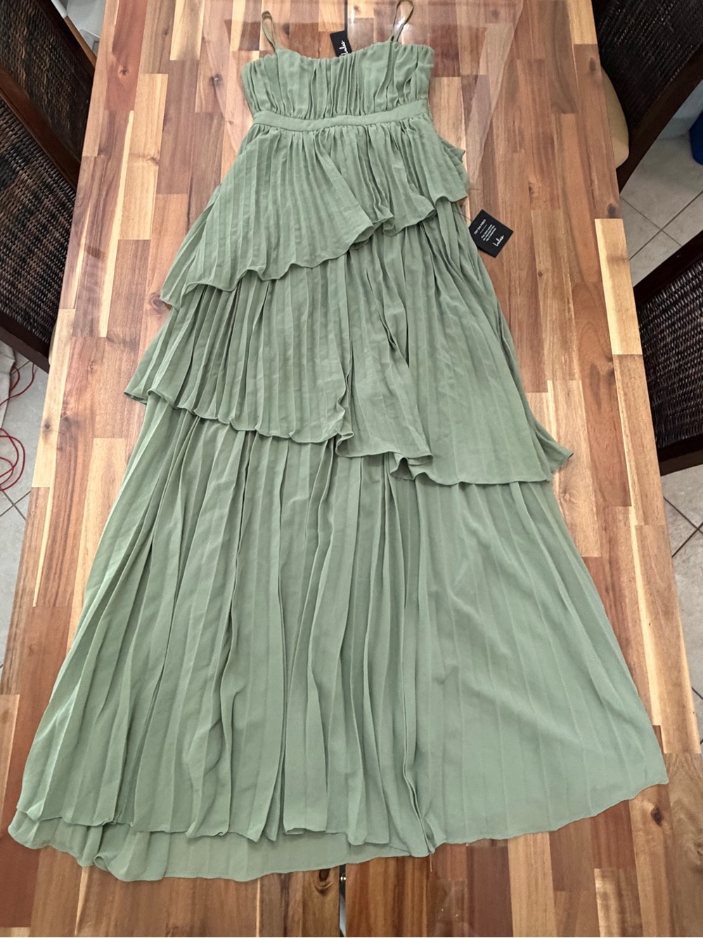 NWT Sz S Lulus Jehona Sage Brush Pleated Tiered Maxi Dress Green - Picture 5 of 9